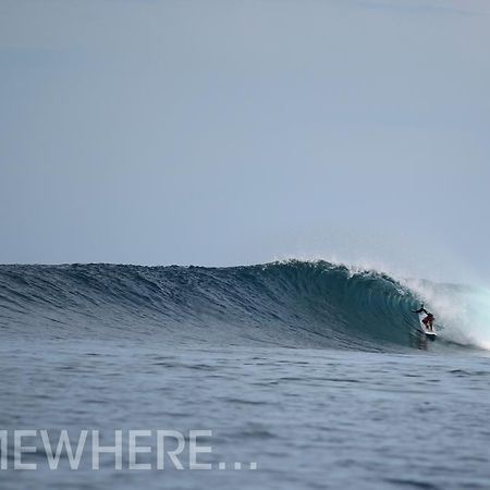 Berawa Beach Surfstay チャングー エクステリア 写真